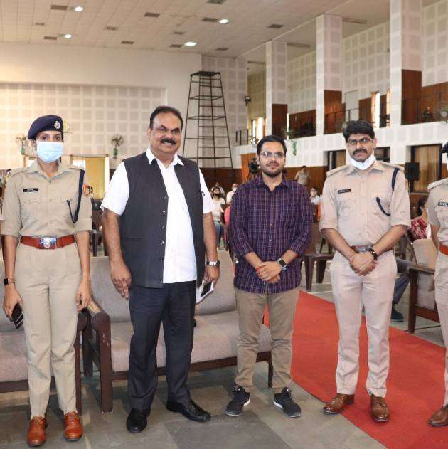 Successful students felicitation at Chanakya IAS Academy Chandigarh